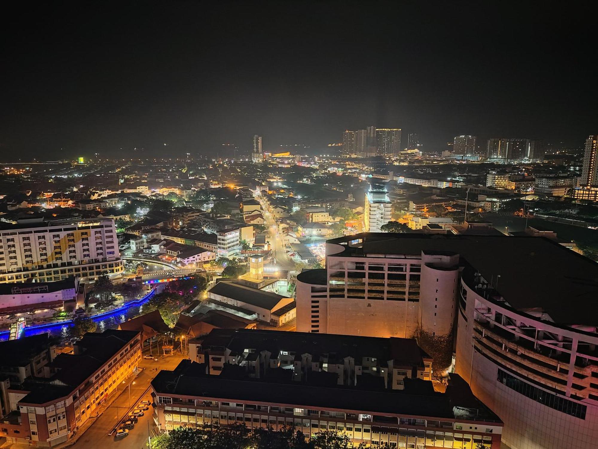 The Shore Residence Melaka 外观 照片